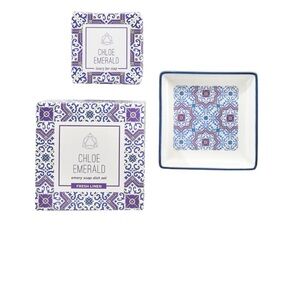 NIB Chloe Emerald emery soap dish set fresh linen